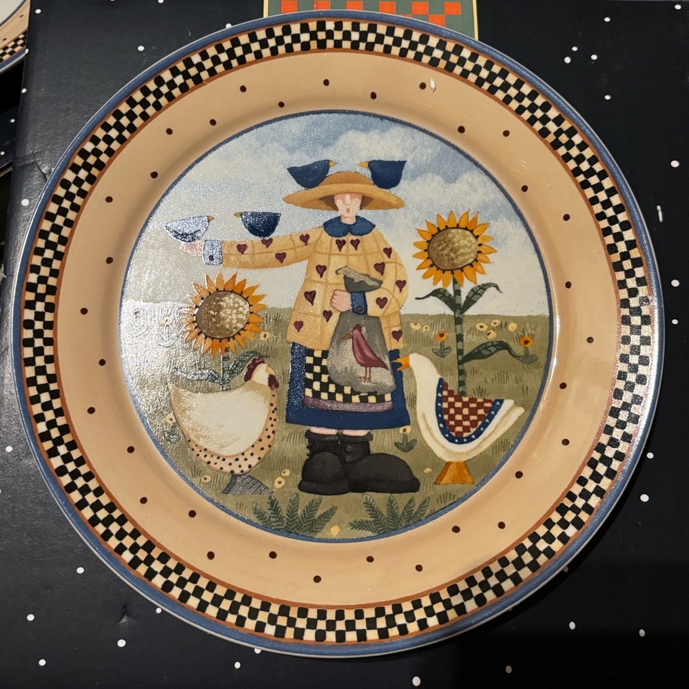 Williraye WW7007 Girl with Bluebirds Plate